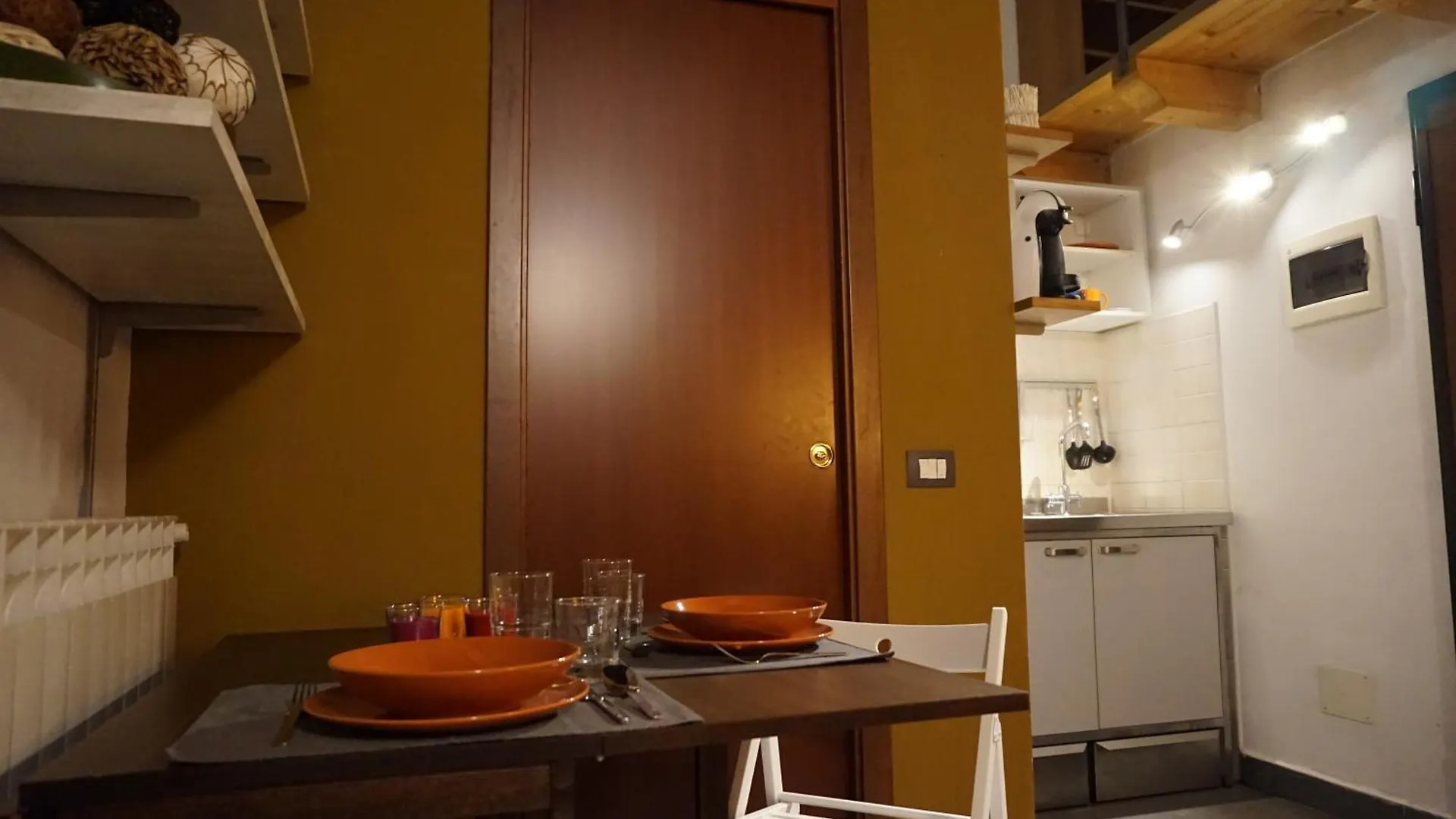 Studio Apartment Vicolo Lavandai Milan