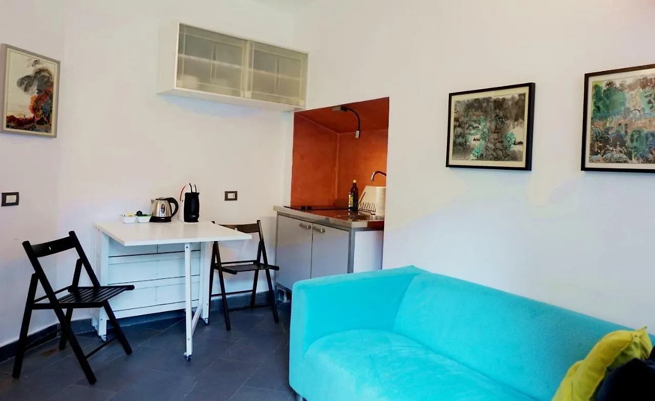 Studio Apartment Vicolo Lavandai Milan 0*,