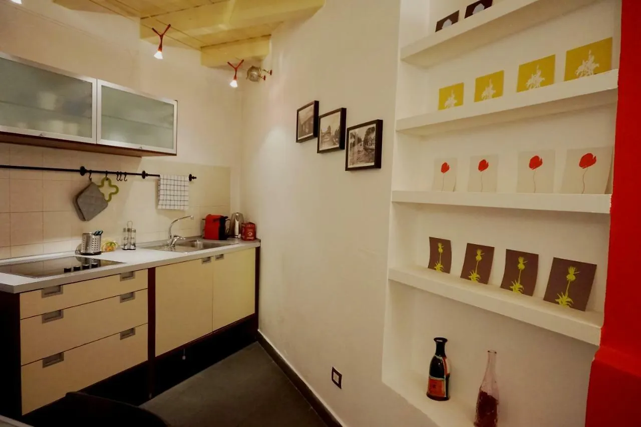 Studio Apartment Vicolo Lavandai Milan